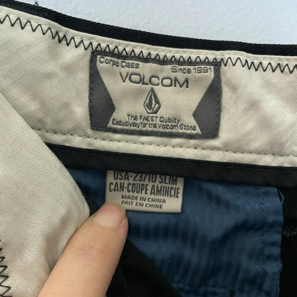 Volcom Corpo Class Black Slim Chino‎ Shorts Skateboarding Boys 23/10